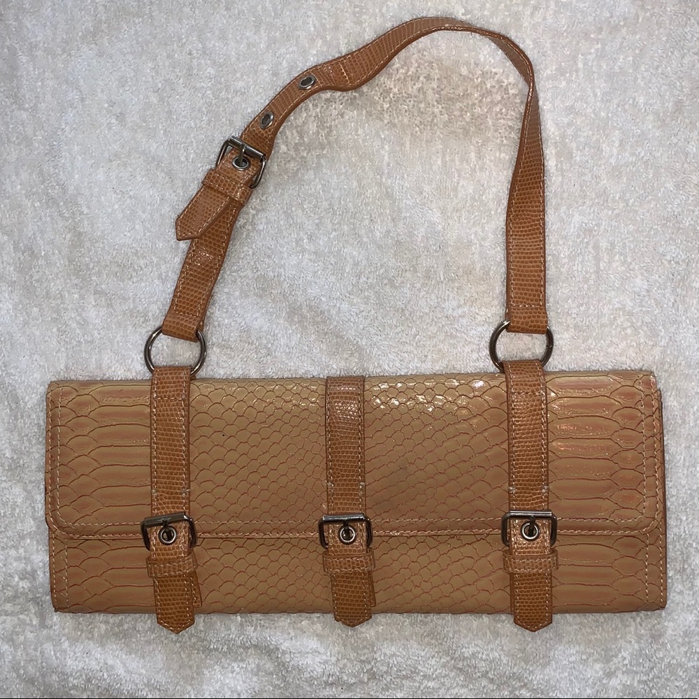 Bijoux Terner Baguette Clutch